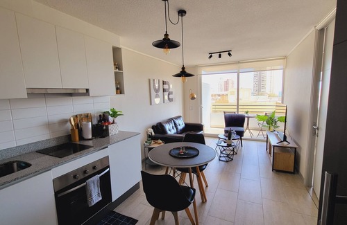 Antofagasta Apartment | Apartment in Antofagasta! Spacious room, private bathroom