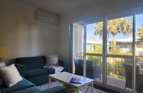 Halls Head Apartment | Apartment in Apollo Quays resort with shared Jetty