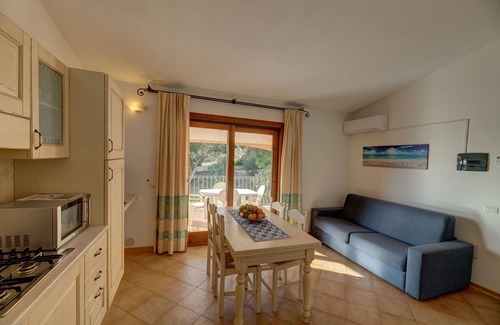 Badesi Apartment | Apartment in Badesi with Swimming Pool