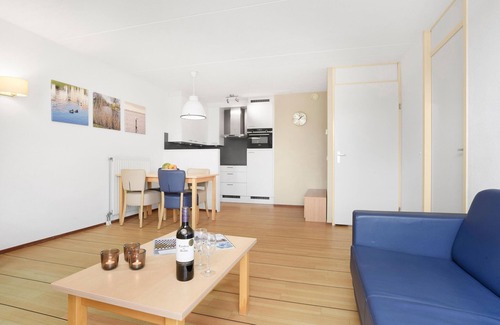 Brouwershaven Apartment | Apartment in Brouwershaven near Grevelingenmeer