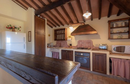 Simignano House | Apartment in Chianti With Pool ID 456