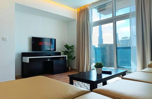 Trade Centre 1 House | Apartment in Dubai with Burj Khalifa Views