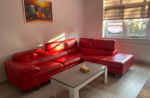 Evere Apartment | Apartment in Evere with Terrace - 74 m²