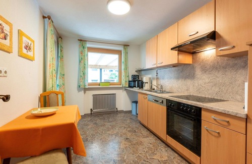 Fuegen Apartment | Apartment in Fügen near Spieljochbahn