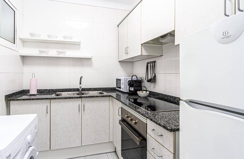 Sant Pol De Mar Apartment | Apartment in front of the beach 40min BCN by train