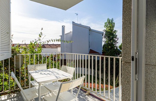 Sant Pol De Mar Apartment | Apartment in front of the beach 40min BCN by train