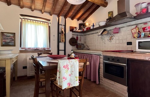 Vicopisano House | Apartment in Farmhouse, for those who love a quiet holiday