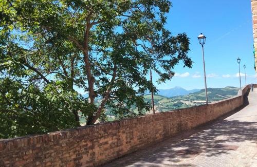 Fratte Rosa Apartment | Apartment in Fratte Rosa with Apennine Views