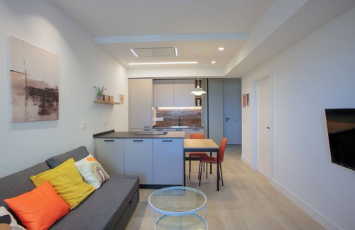Gros Apartment | Apartment in front of the Zurriola beach with sea views,