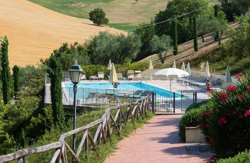 Bargni House | Apartment in historic villa with pool and Tennis