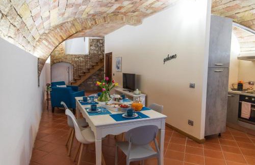 Bargni House | Apartment in historic villa with pool and Tennis