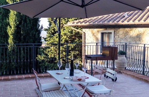 Castiglion Fosco Apartment | Apartment in medieval village in the Umbrian countryside, pets allowed