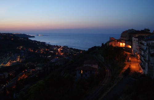 San Vito Chietino Apartment | Apartment in the town center with garden and extraordinary panorama sea / mountains