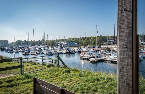 Kamperland Apartment | Apartment in Kamperland with Marina Views