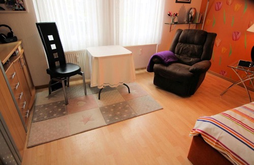 Kirchrode-Bemerode-Wulferode Apartment | Apartment in Kronsberg