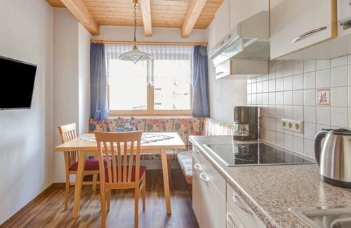 Huben Apartment | apartment in Längenfeld with ski storage