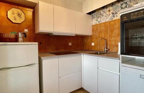 Ultramort Apartment | Apartment in L'Escala near Sandy Beach