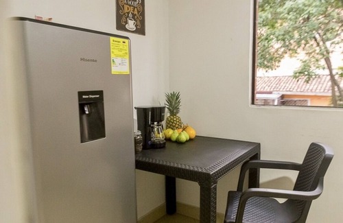 Laureles - Estadio Apartment | Apartment in Laureles 900MB WiFi, Netflix & Disney+
