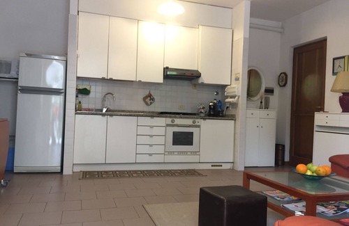 Marina di Massa Apartment | Apartment in Marina Di Massa with 2 bedrooms sleeps 5