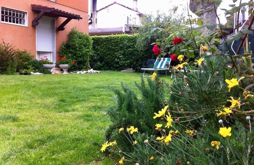 Marina di Massa Apartment | Apartment in Marina Di Massa with 1 bedrooms sleeps 3