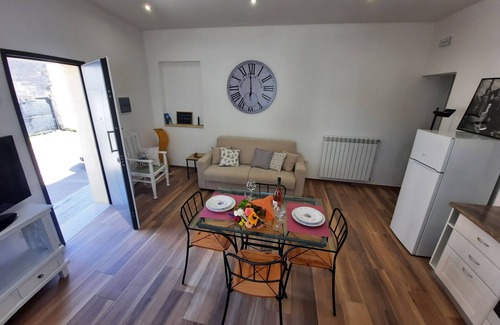 Melendugno House | Apartment in Melendugno a stone's throw from the sea