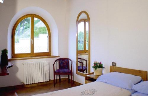 Montelparo Apartment | Apartment in Montelparo with Pool