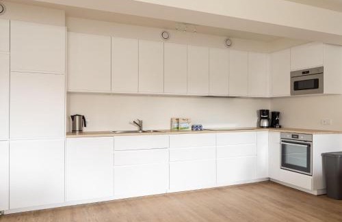 Nes House | Apartment in Nes near Vlijen Recreation Area
