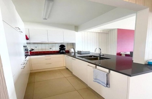 Middelkerke Apartment | Apartment in Nieuwpoort with Sea Views