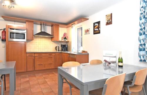 Ober-Waroldern Apartment | Apartment in Ober Waroldern mit Sauna, cleaning included