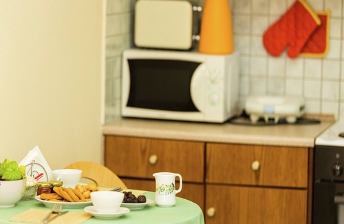 Prines Apartment | Apartment in Prines with Garden & BBQ