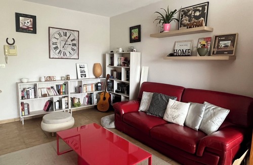 Hasparren Apartment | Apartment in quiet residence near Spain and the ocean