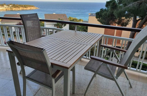 Sant Feliu de Guixols Apartment | Apartment in S'Agaro with stunning sea views, 200m from Sant Pol beach