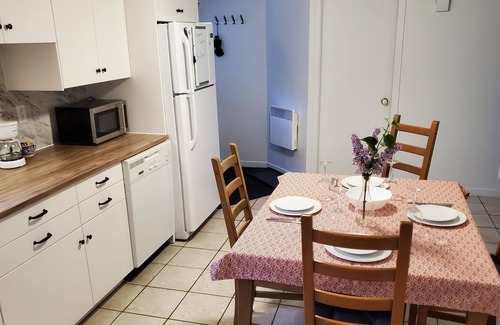 Sainte-Foy-Sillery-Cap-Rouge Apartment | Apartment in Ste-Foy, 5 min from Laval University, 15 min from Old Quebec