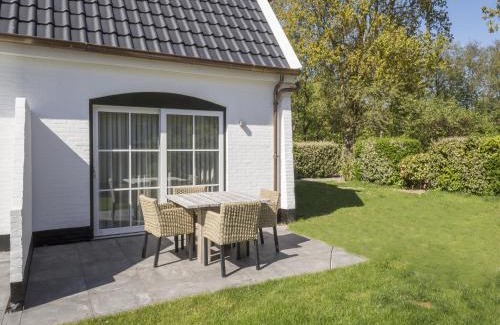 De Cocksdorp House | Apartment in tasteful farmhouse in De Cocksdorp, on the Wadden island of Texel