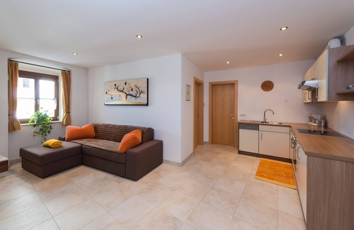 St. Pauls Apartment | Apartment in the center of St. Pauls - Appiano - near Caldaro and Bolzano