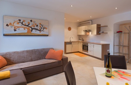 St. Pauls Apartment | Apartment in the center of St. Pauls - Appiano - near Caldaro and Bolzano