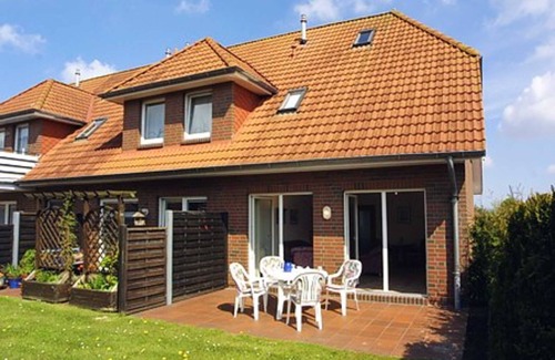 Werdum Apartment | Apartment in the guest area 2 A - Apartment Im Gastfeld 2 A