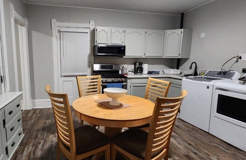 Algonquin Apartment | Apartment in the Heart of Algonquin