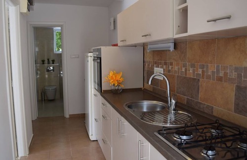 Crikvenica Apartment | Apartment in the house with garden in peaceful neighborhood 5 minutes from beach