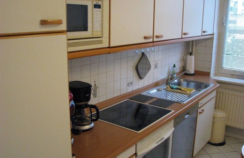 Lubeck City Centre Apartment | Apartment in the Lindenstraße- Whg. 1 - App./1 bedroom/1 living-bedroom/bathroom,