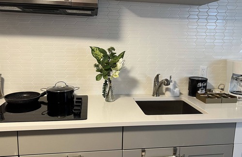 Rosemount House | Apartment in the Prestigious Kiwanis Park Area