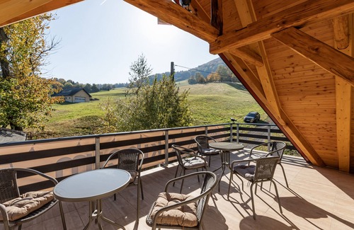 Waltersdorf Condo | Apartment in top location with sauna and rooftop lounge for families and active vacation groups