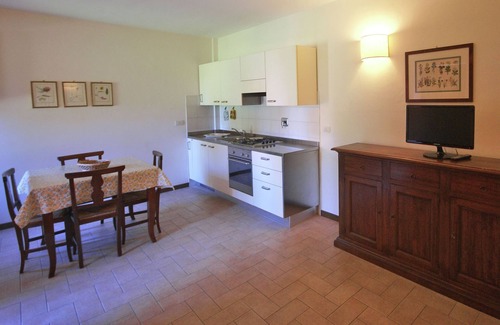 Spello Apartment | Apartment in Umbria with Pool & BBQ