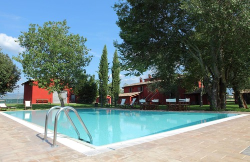 Spello Apartment | Apartment in Umbria with Pool & BBQ