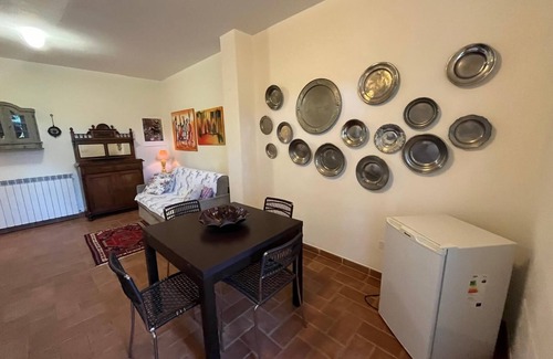 Bivio Pozzo Apartment | Apartment in villa with pool in the countryside with pets allowed