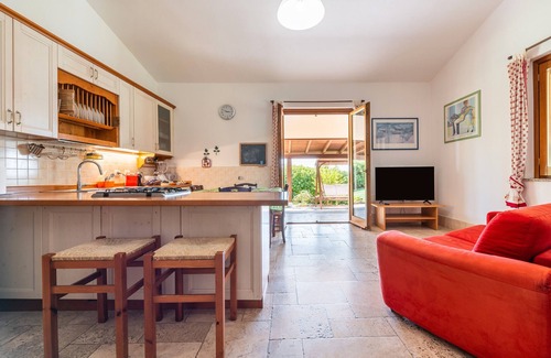 Poggio dei Pini Apartment | Apartment in Villa Pilato
