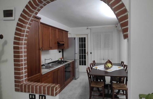 Coste House | apartment in villa with swimming pool