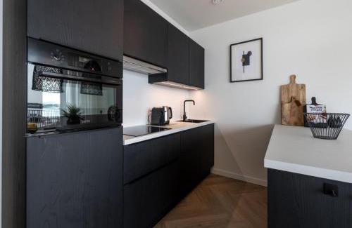 Oranjeplaat House | Apartment in Zeeland with Marina and Views, cleaning included