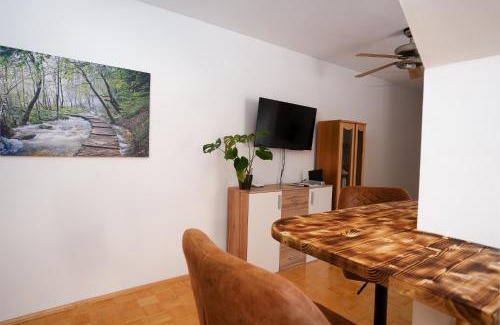 Leoben Apartment | Apartment inmitten der Stadt Leoben.