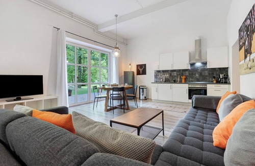 Soltau Apartment | Apartment 'Inmitten Heide Und Natur' with Shared Terrace, Private Garden and Wi-Fi
